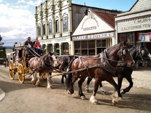 stage_coach_4_horses1-300x225.jpg