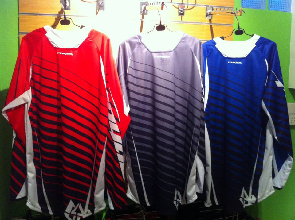 SP247 Jersey ราคา 1,600 THB