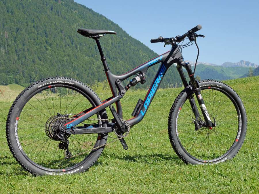 LaPierre_Zesty_AM_527_ei_carbon_driveside_complete.jpg