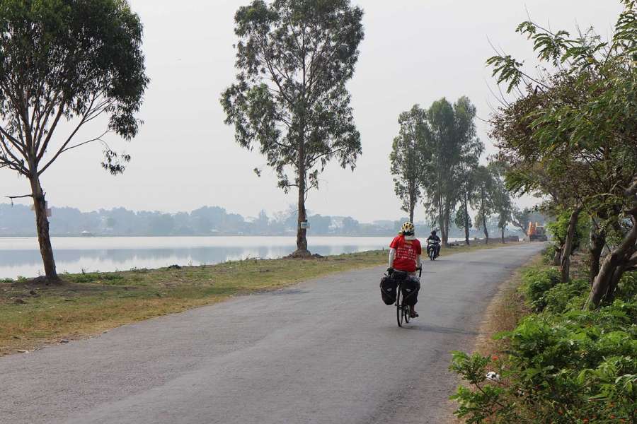 บรรยากาศเส้นทางเข้าเมือง Nyaung Shwe