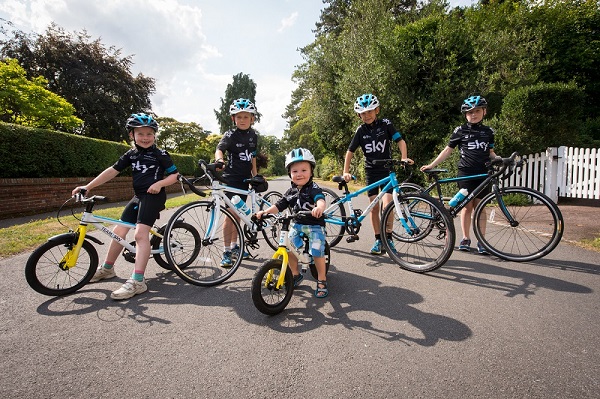 Team-Sky-kids-group600x400.jpg