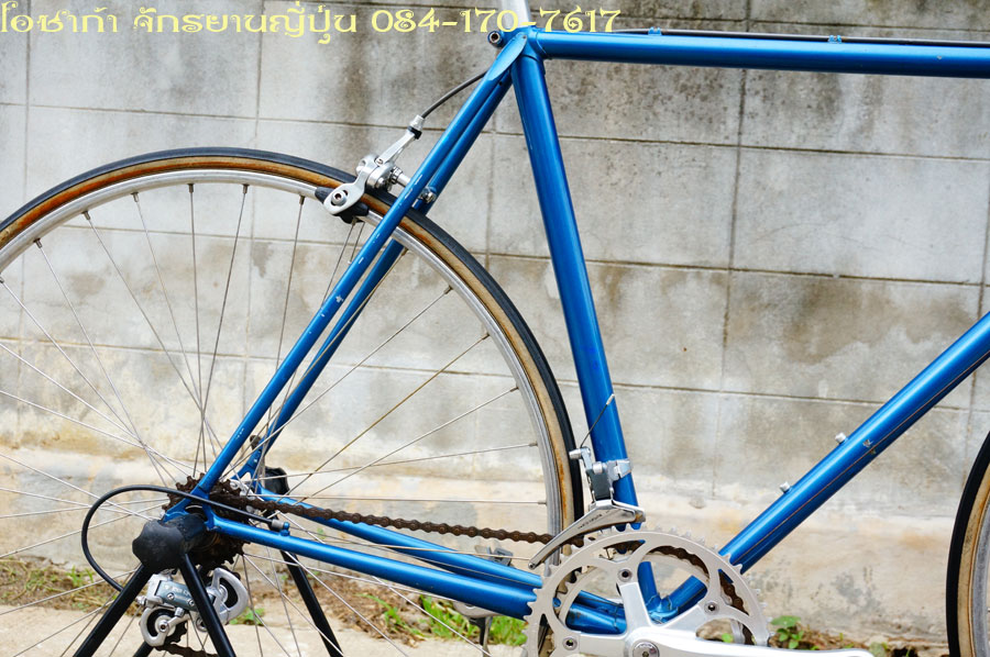 road-bike-with-suntour-cyclone-7000-group-set-27.jpg