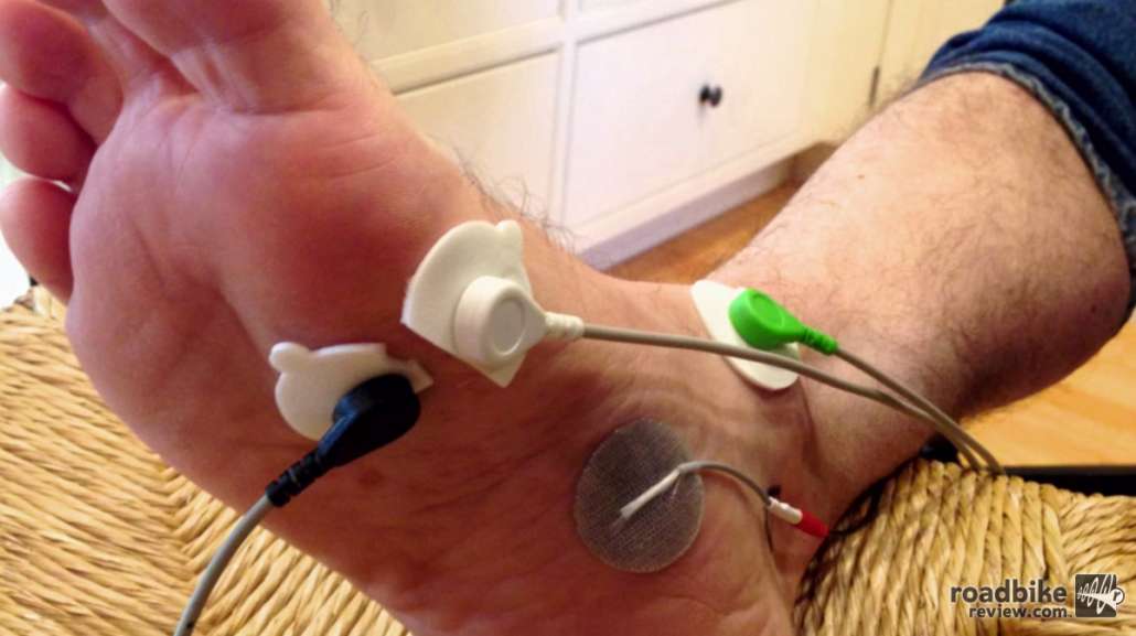 การใช้สัญญาณไฟฟ้ากระตุ้นตะคริวที่ฝ่าเท้าเพื่อรักษาอาการตะคริว
