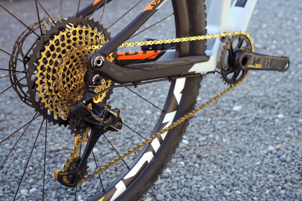 sram-XX1-eagle-12speed-group-details02.jpg