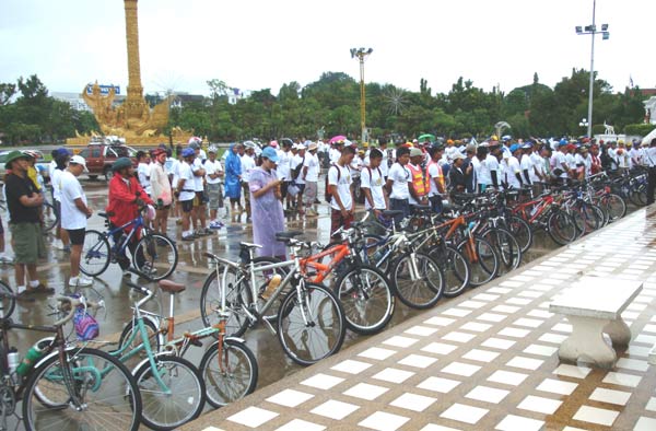 bikerow.jpg