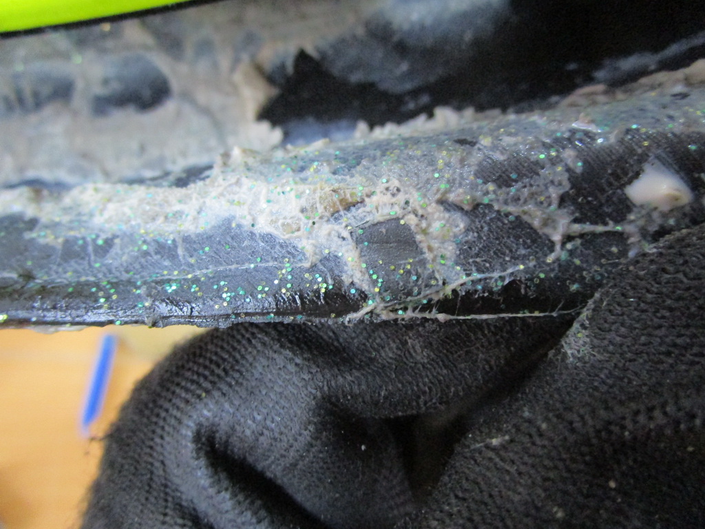 MTB tubeless repair (10).JPG