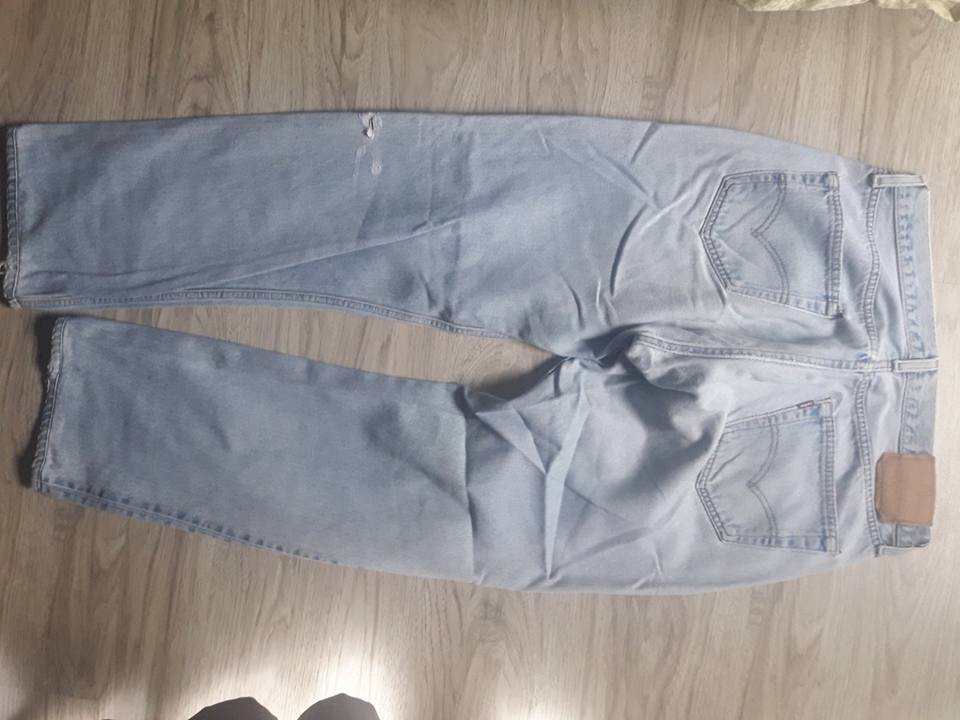 levis1.jpg