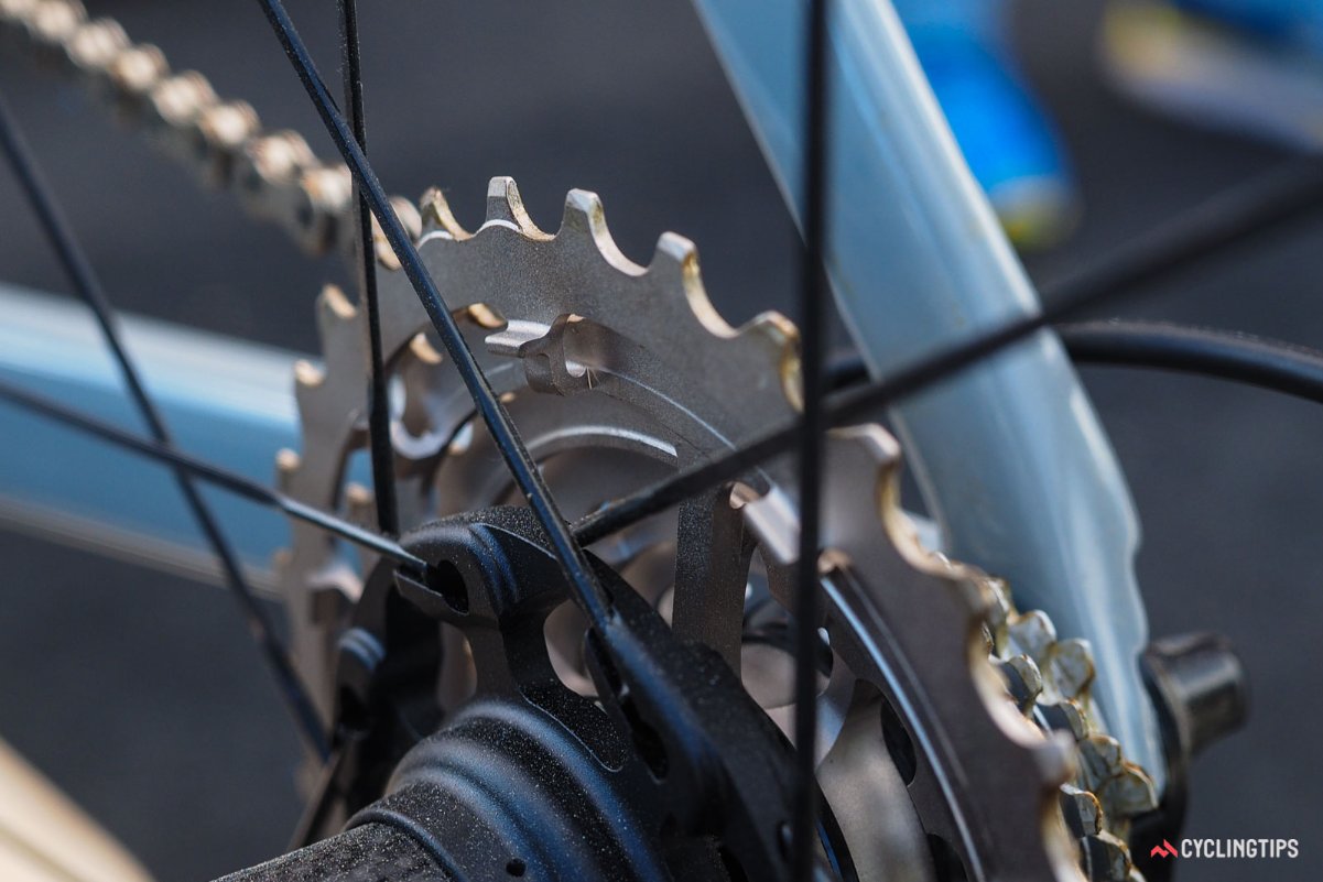 Campagnolo-Super-Record-cassette-detail-1.jpg