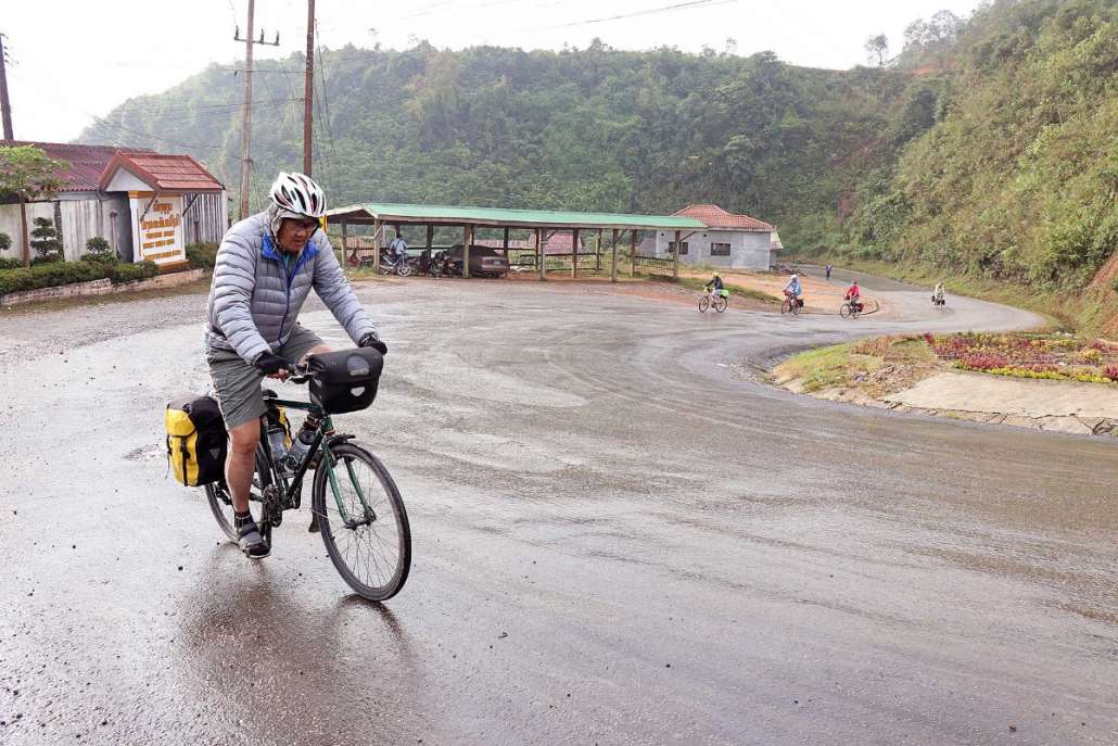 ทริปหลวงพระบางมิรู้เบื่อ เฮียหยู ขาแรงทีมสว. ชุมพร